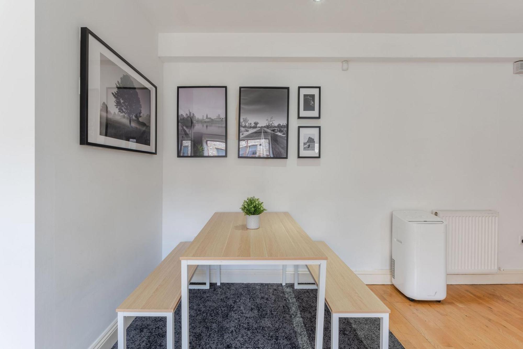 London Waterloo Apartment With Large Private Terrace - View Of The London Eye - 1 Bedroom 1 Bath エクステリア 写真