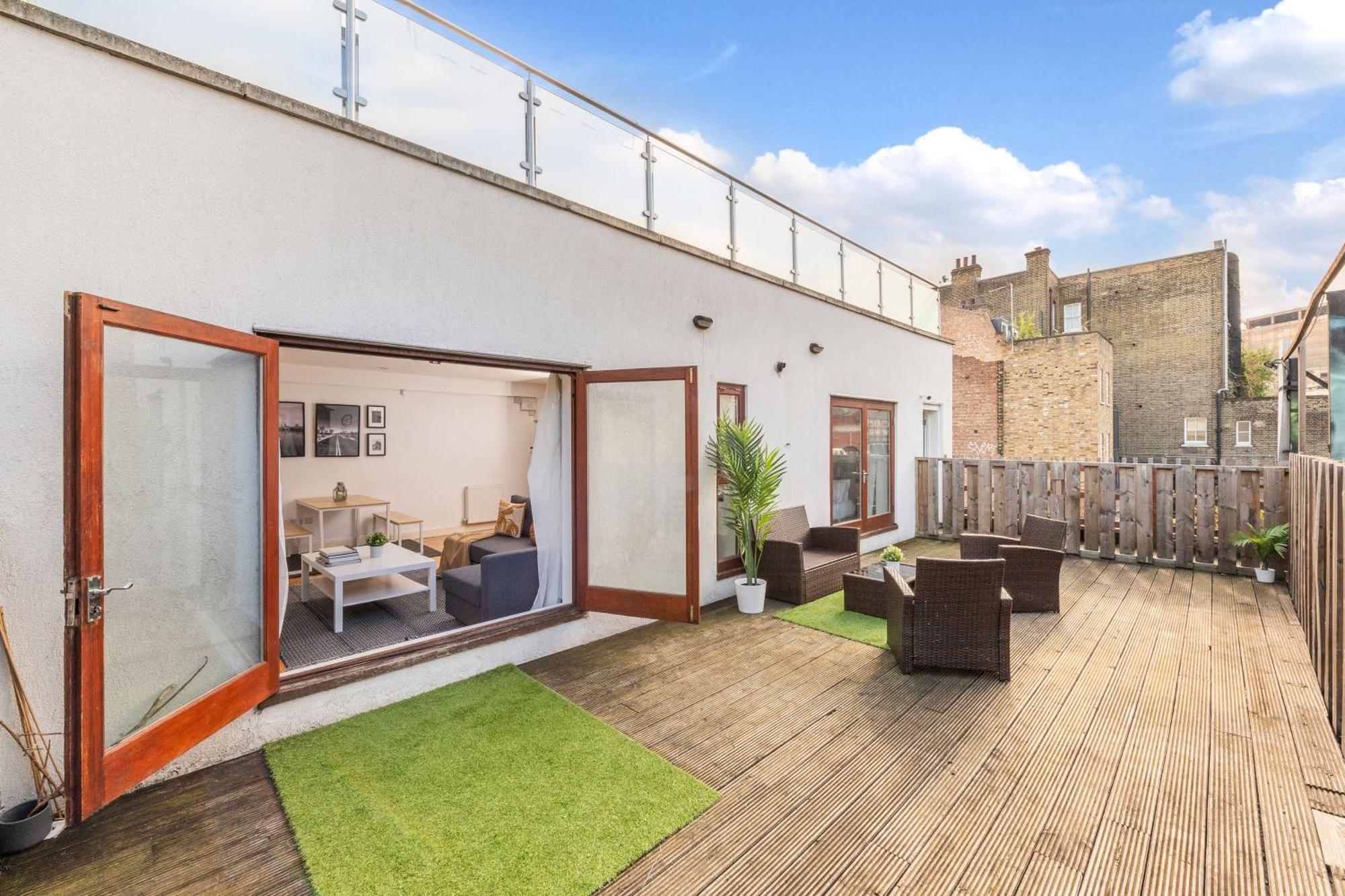 London Waterloo Apartment With Large Private Terrace - View Of The London Eye - 1 Bedroom 1 Bath エクステリア 写真