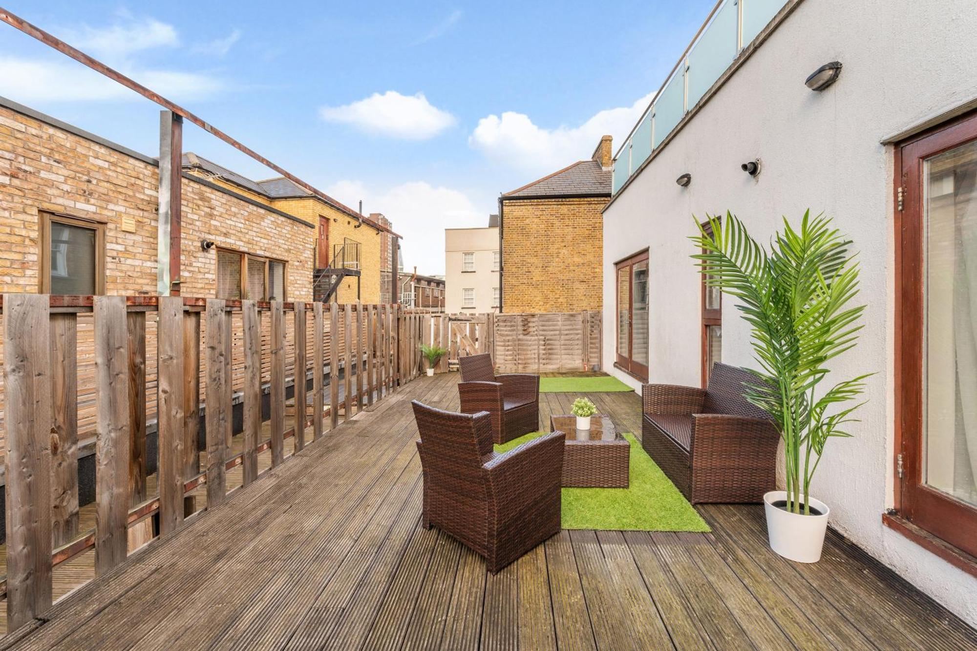 London Waterloo Apartment With Large Private Terrace - View Of The London Eye - 1 Bedroom 1 Bath エクステリア 写真